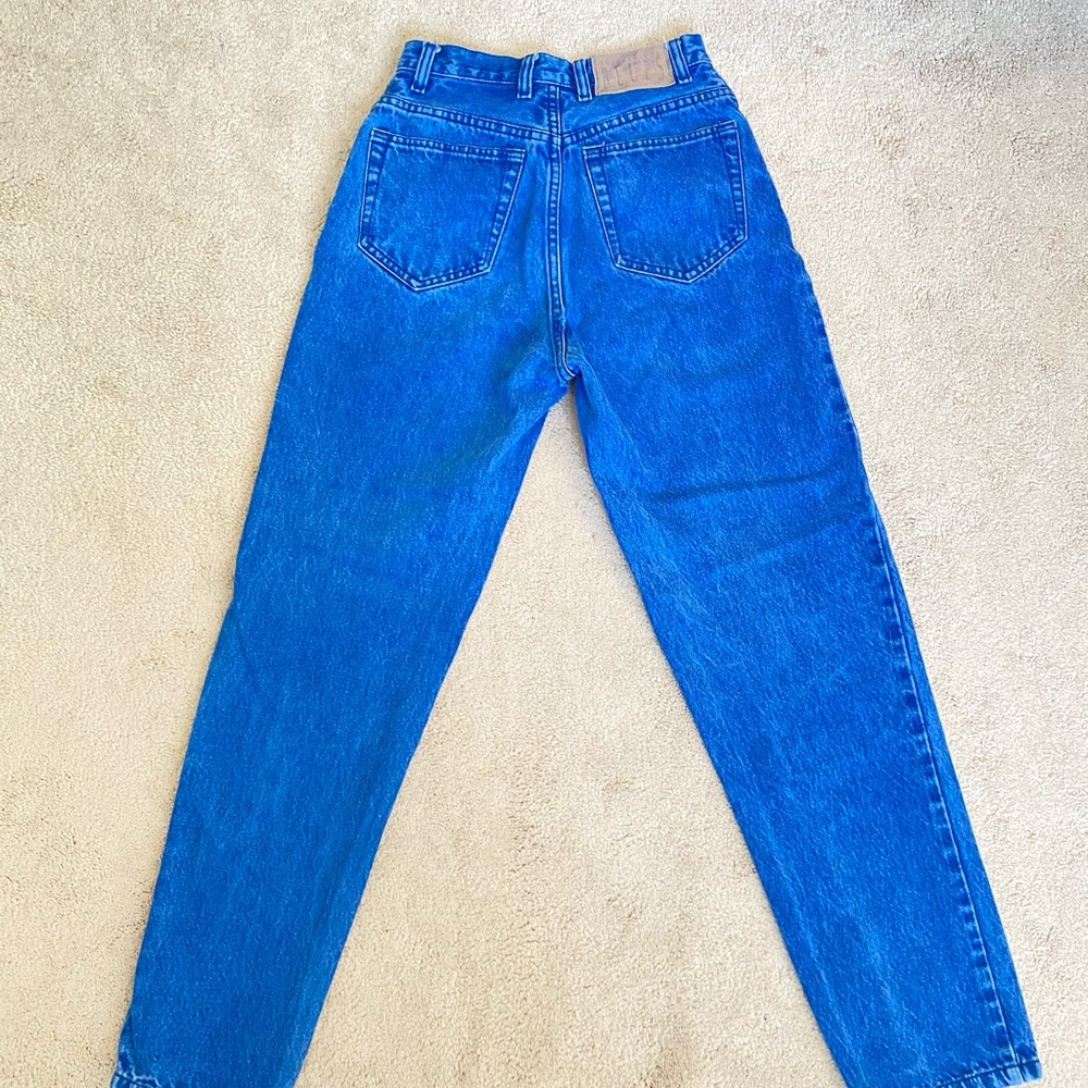 Mom Jeans - Picture 2 of 2